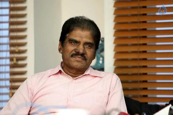 k.k.radhamohan interview,bengal tiger movie,radhamohan interview about bengal tiger,sampath nandi,raviteja  సినిమా అంటేనే పెద్ద రిస్క్: కె.కె.రాధామోహన్!